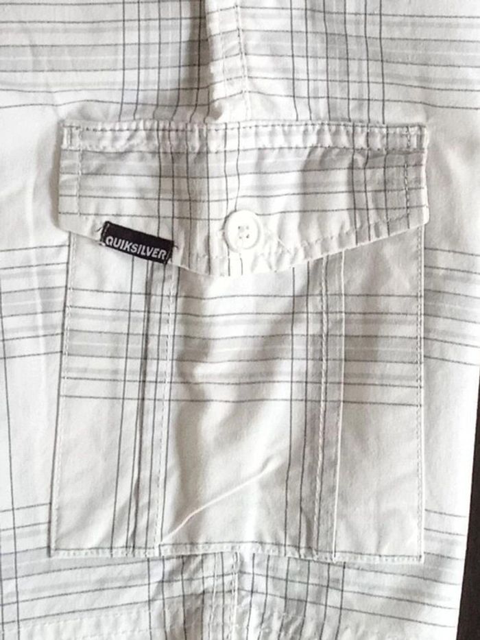 Short Quicksilver 8ans - photo numéro 6