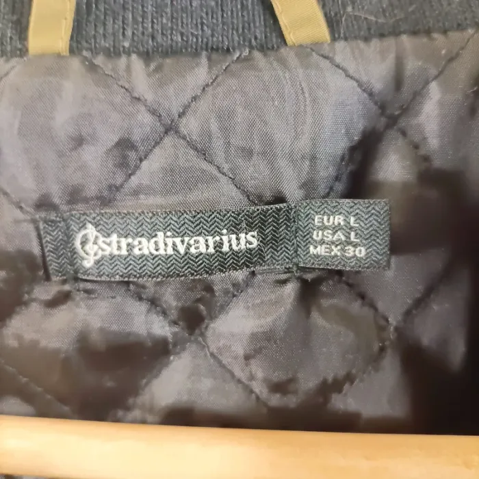 Bomber kaki zippé Stradivarius col et poignets contrastants T36 A1441 - photo numéro 3
