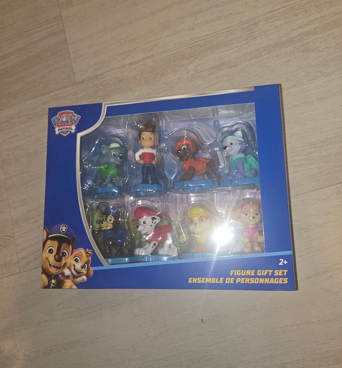 Lot de figurines pat patrouille neuves