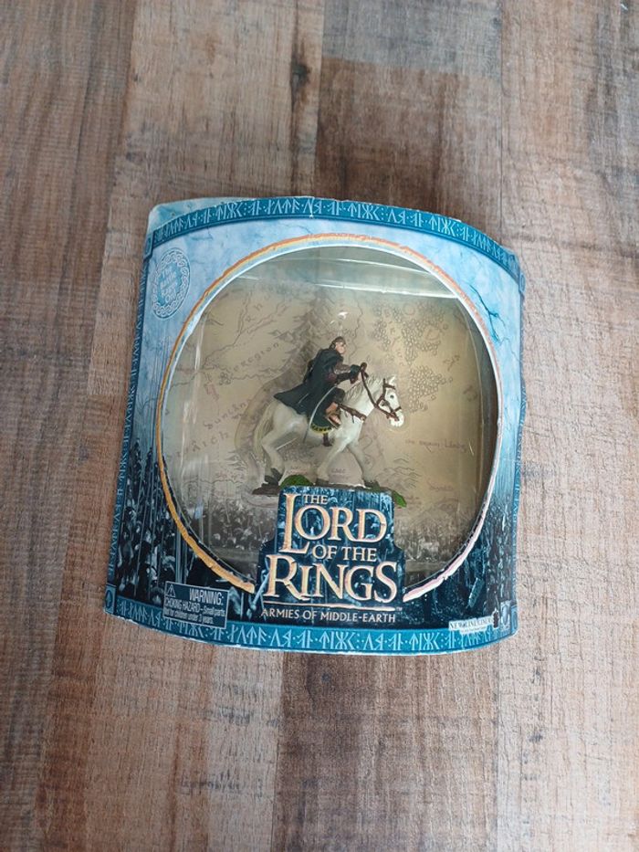 Figurine le seigneur des anneaux merry in Rohan