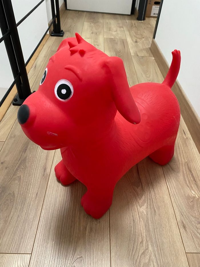 Animal chien sauteur oxybul