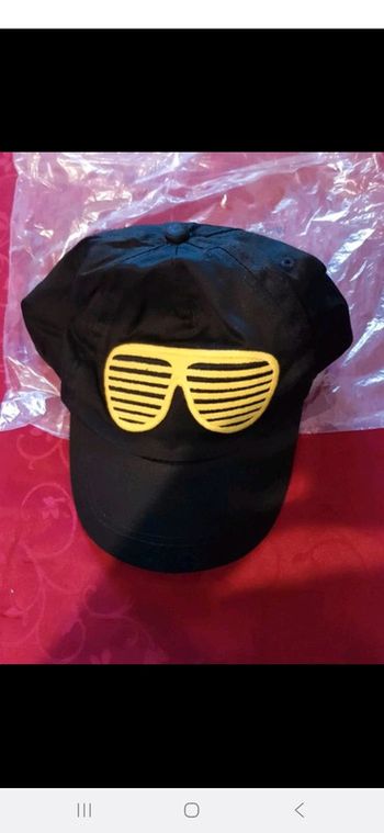 Casquette neuve 6-8 ans