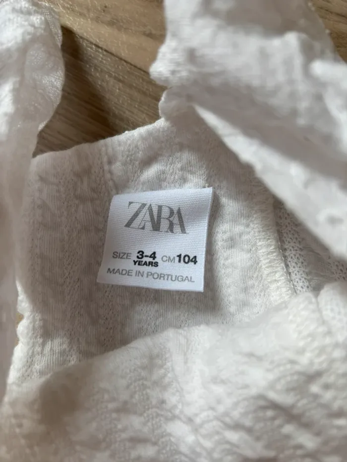 Robe fille Zara 3-4 ans - photo numéro 3