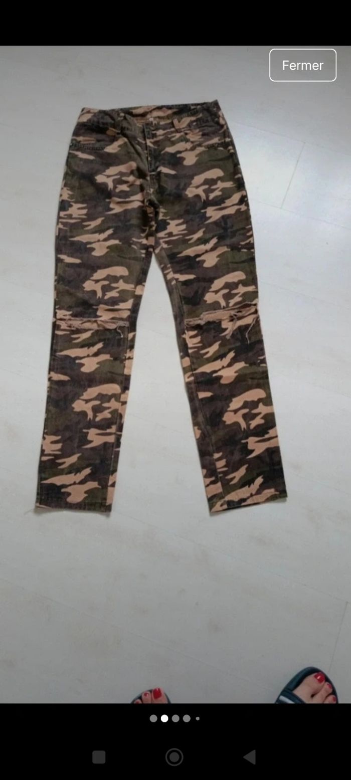Pantalon Style Troué taille S Neuf marque Vivie - photo numéro 2