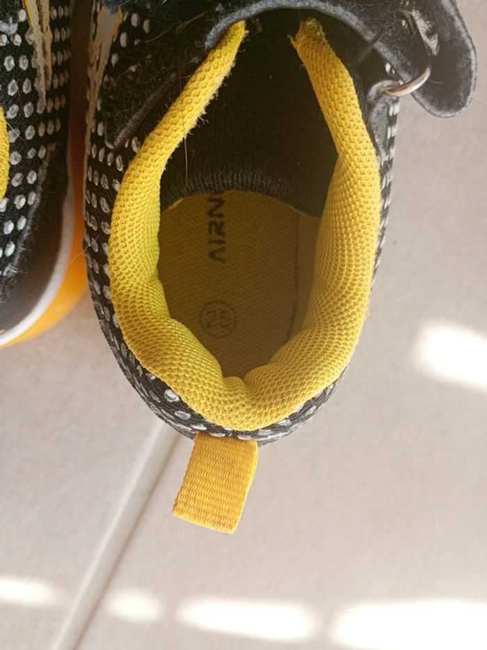 Basket enfant, Airness noir et jaune taille 25 - photo numéro 5