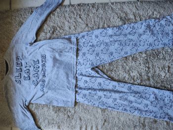 Pyjama 2 pièces taille 5 ans