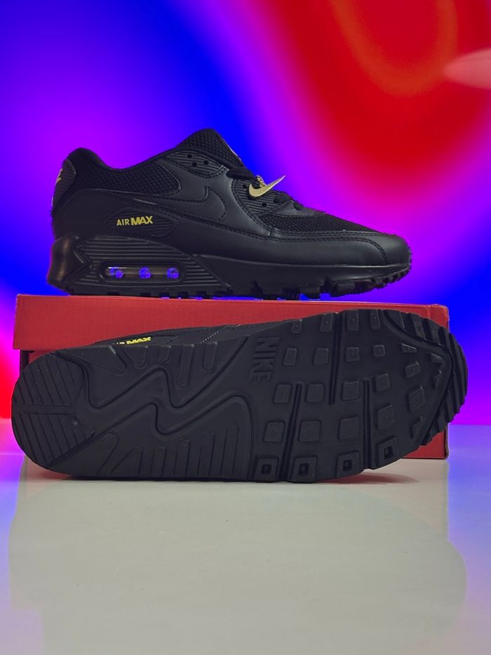 Nike Tn Air Max Plus neuves taille 44  avec boîte – envoi express - photo numéro 2