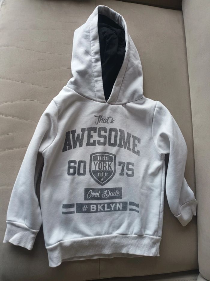 Sweat à capuche
