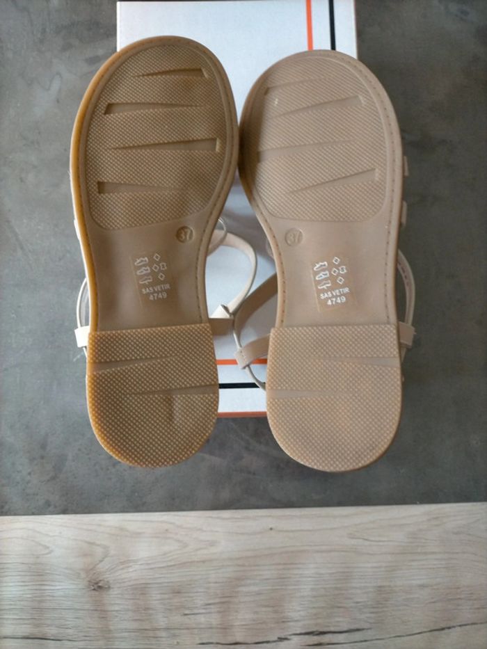 Nu-pieds - photo numéro 5