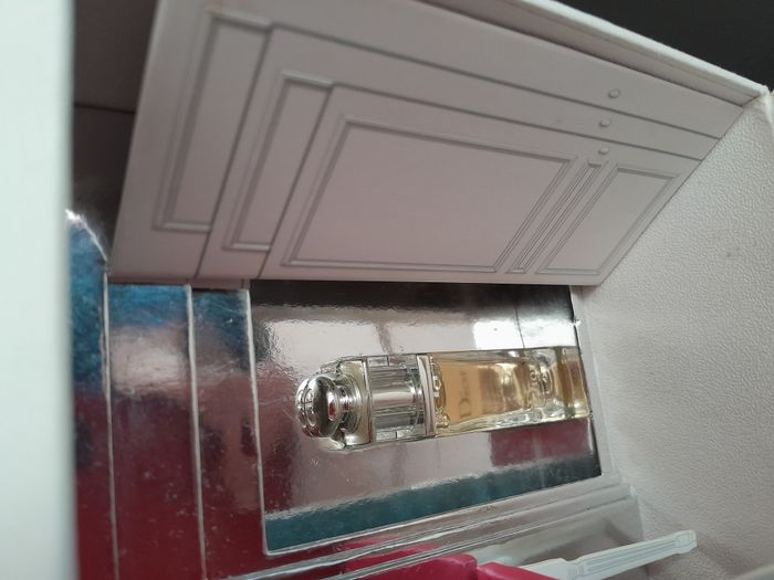Parfum Dior Addict - photo numéro 8
