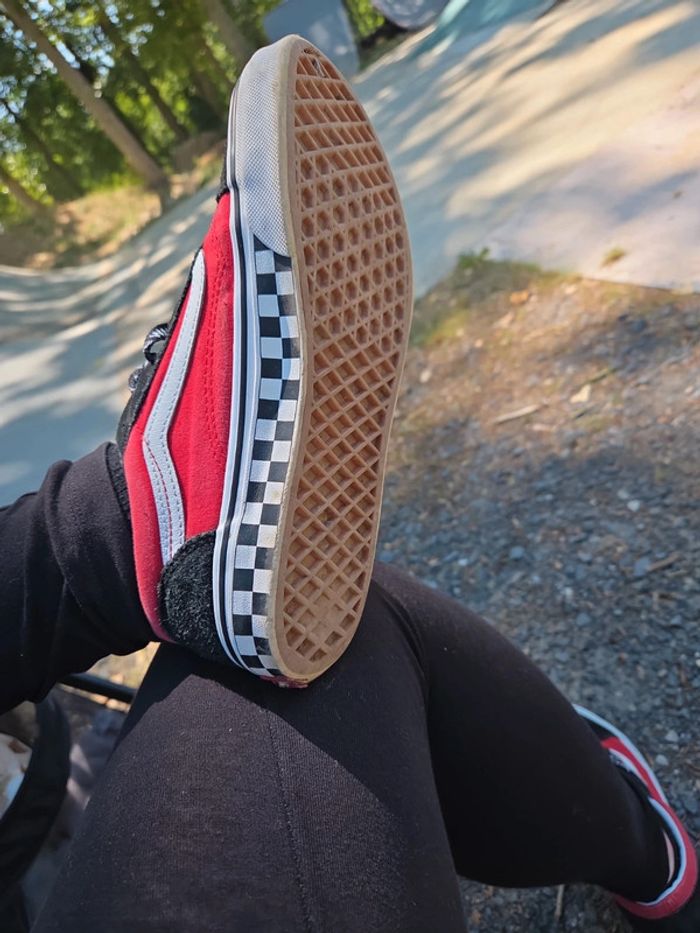 Vans édition originale rouge et noir à damier - photo numéro 7