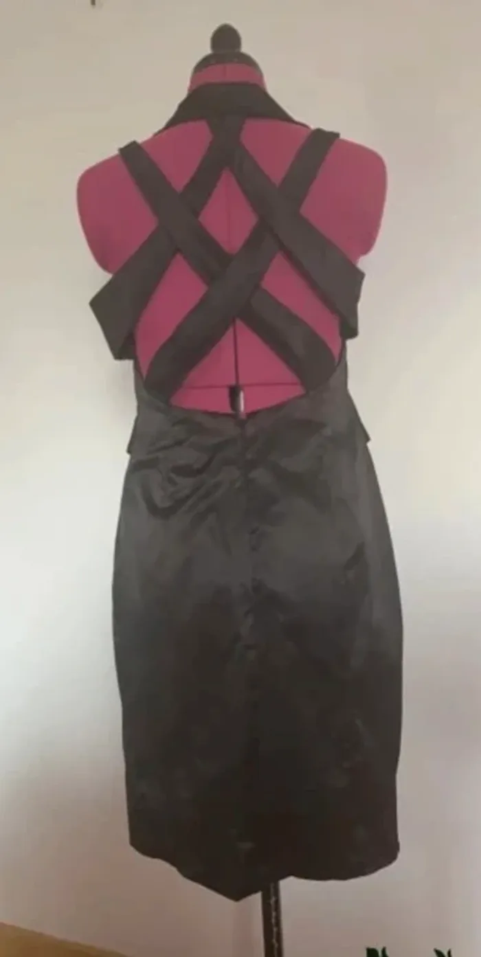 Petite robe noire cocktail cérémonie noël fêtes sexy - photo numéro 5