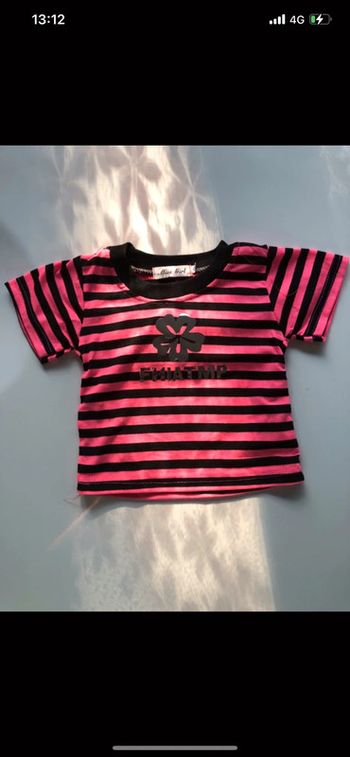 Tee shirt rose à rayures noires