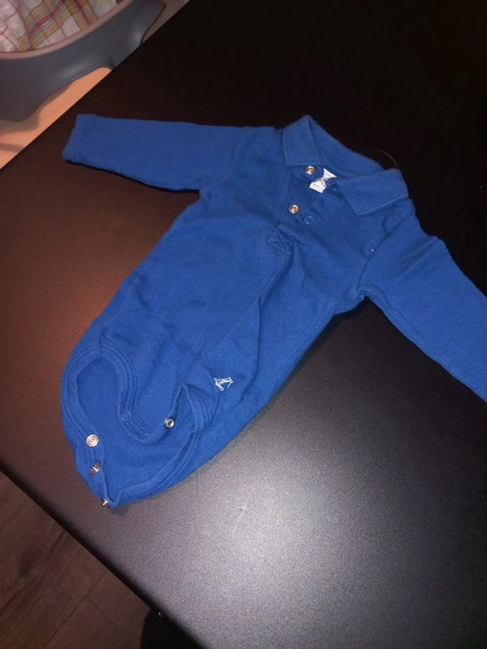 Polo body Petit Bateau taille 3mois