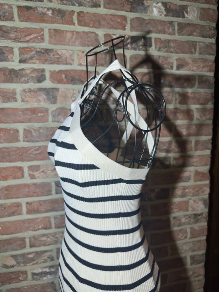 Robe longue rayée Bershka Taille M / 38 , dos croisé et fente - photo numéro 7