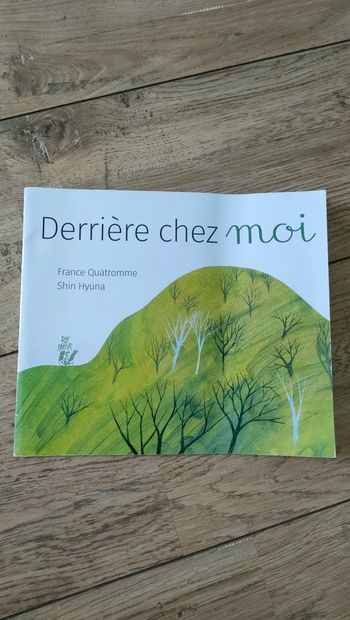 Livre derrière chez moi