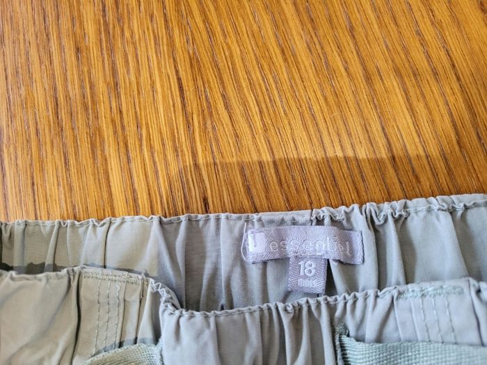 Lit de 3 pantalons 18 mois - photo numéro 7