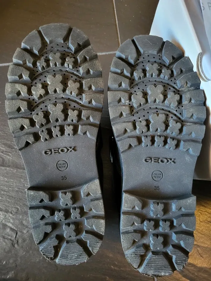 Chaussures geox shaylax noir taille 35 très bon état - photo numéro 3