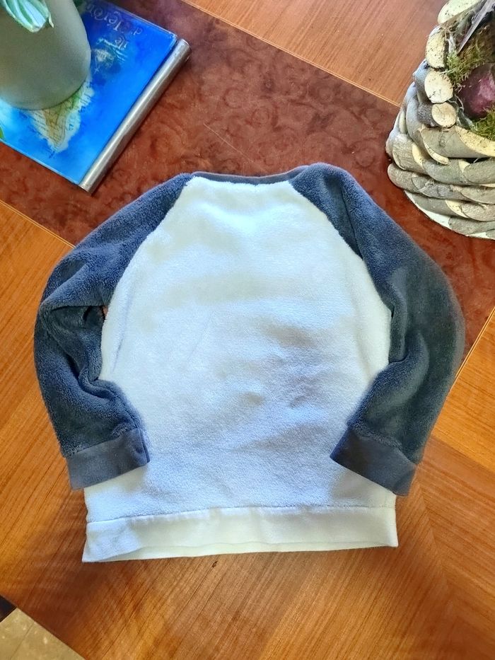 Pull chaud - photo numéro 2