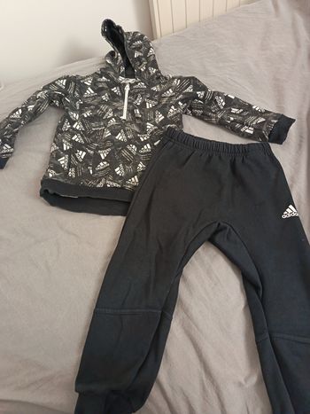 Ensemble Adidas