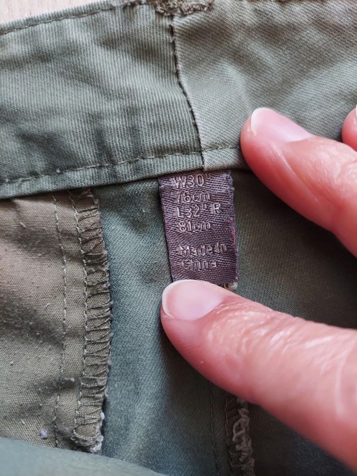 Pantalon Chino T 36 excellent état - photo numéro 4