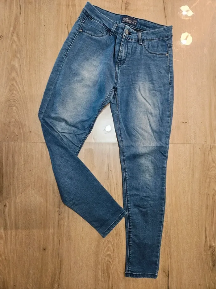 Jean Jennyfer 38