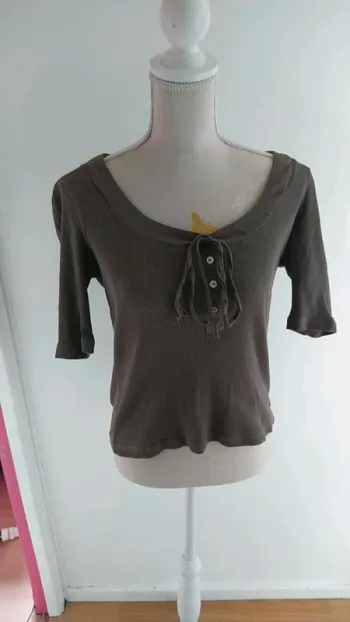 40- T shirt, taille 2, c'est beau la vie