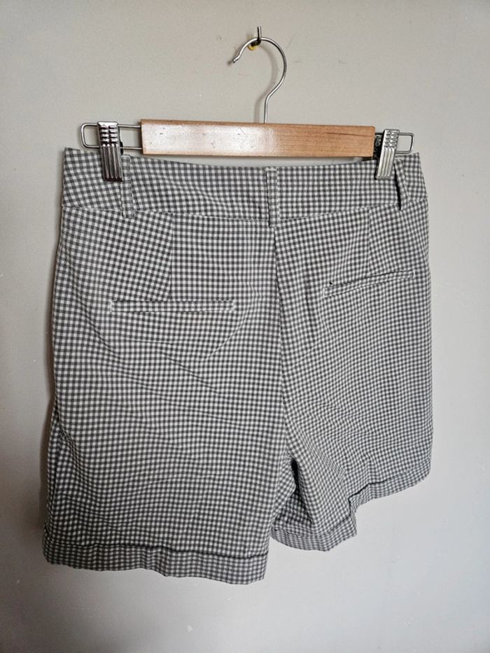 Short c&a premium taille 38 - photo numéro 7