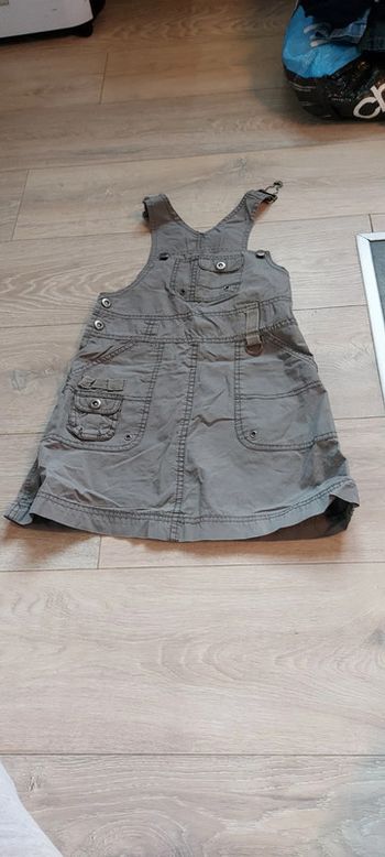 Robe salopette grise, 75, taille 6 ans, nickel