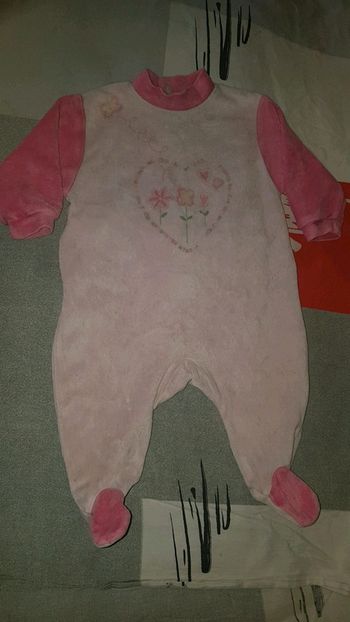Pyjama velours 3mois/60cm 
Réduction jusqu'à -60%