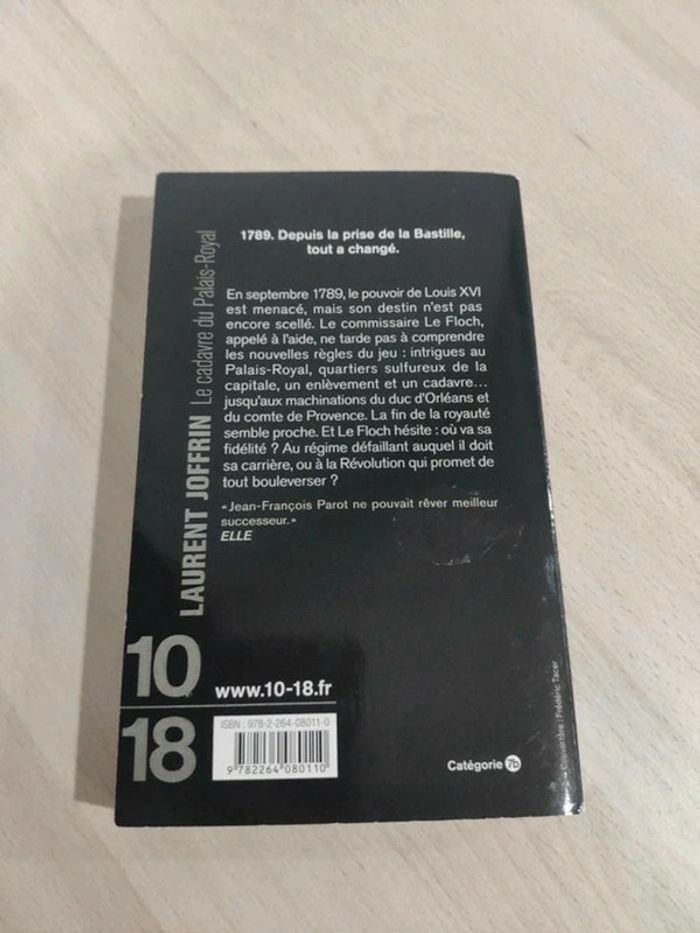 Livre poche 10/18 le cadavre du palais royal Joffrin enquête Le Floch - photo numéro 7