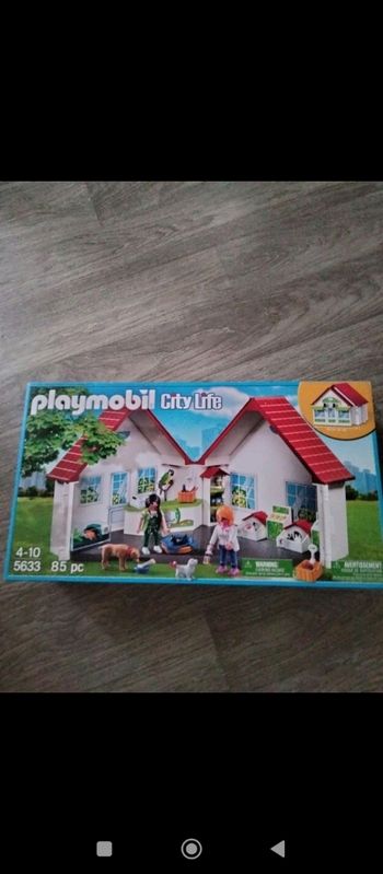 Playmobil city life cabinet vétérinaire neuf à 40€ avec le code FANTOME25 le playmobil passe à 30€