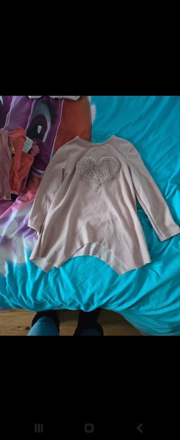 Pull fille 8ans