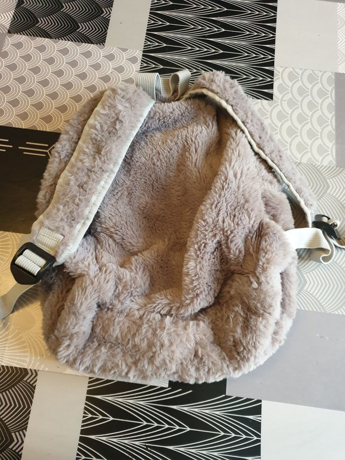 Jolie sac à dos - photo numéro 3