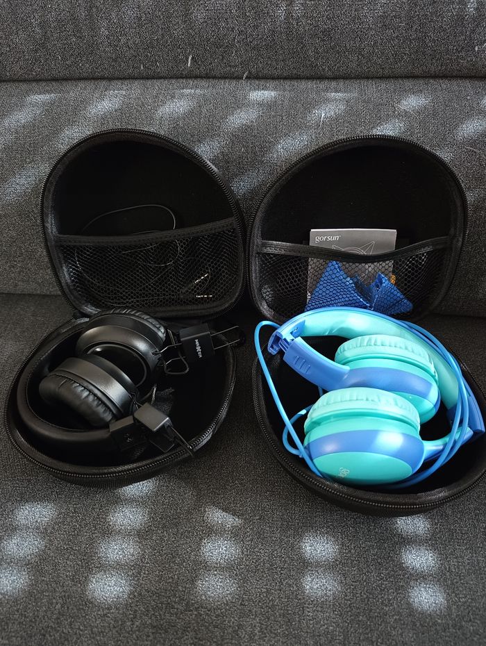 Lot casque pliables  enfant avec boîte