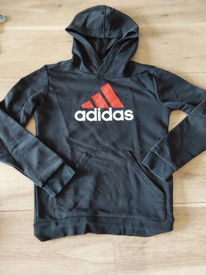 Pull à capuche
