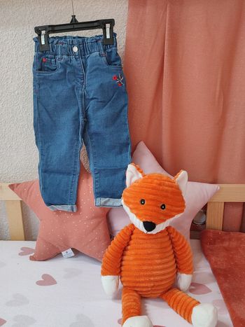 Pantalon en jean fleur - Resserré à la taille - 23 mois - Très bon état - Orchestra