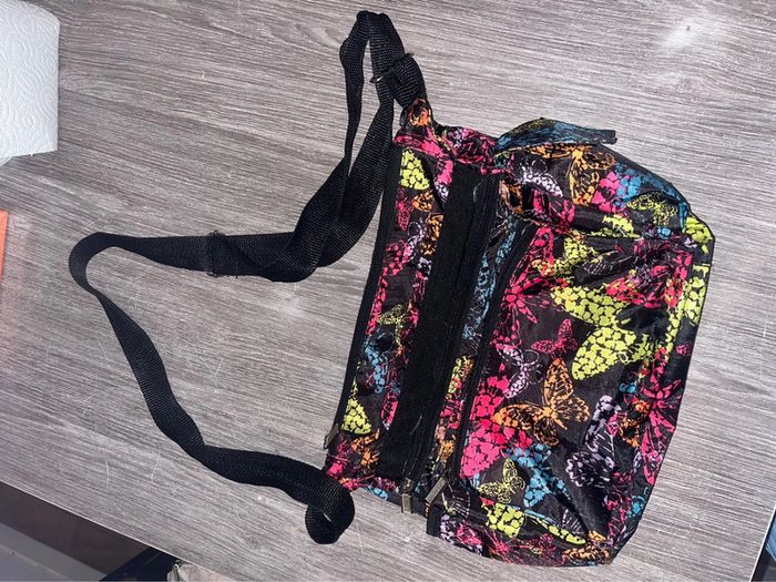 Sac coloré à bandoulière