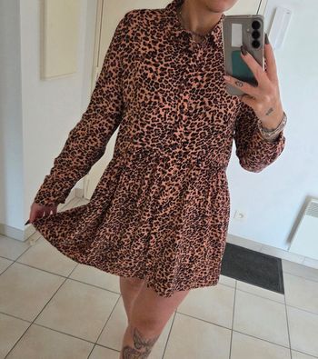 Robe Stradivarius Léopard taille L