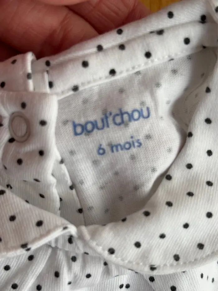 T-shirt Boutchou 6 mois parfait etat - photo numéro 3