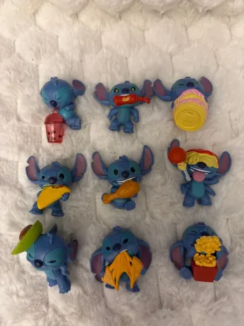 Lot de 9 figurines Just play stitch