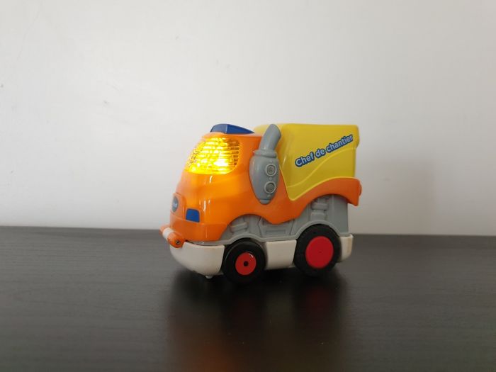 Tut tut bolide Push&Go "Xavier, chef de chantier" VTech