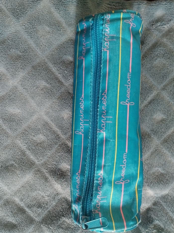 Trousse Lola Espeleta - photo numéro 2