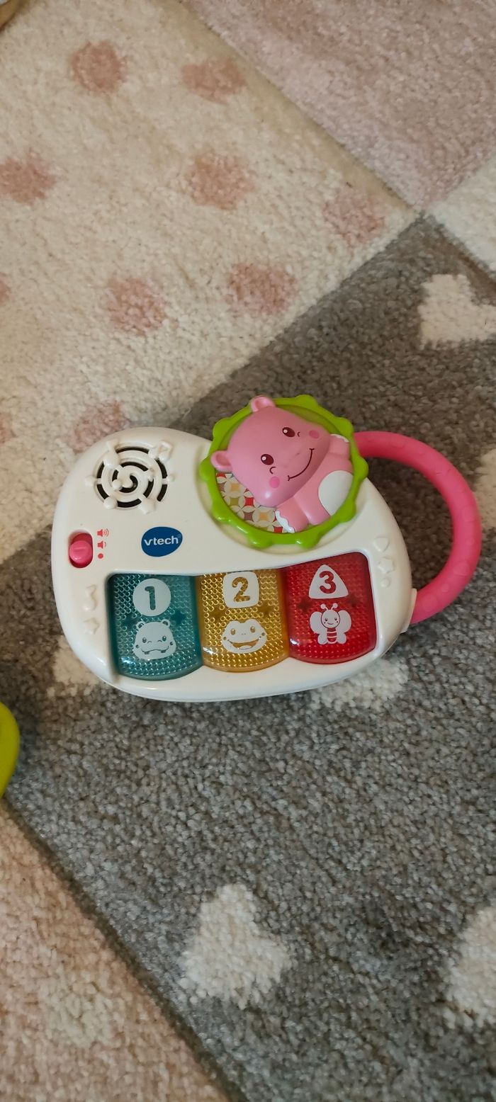 Lot jouets d'éveil bébé - photo numéro 6