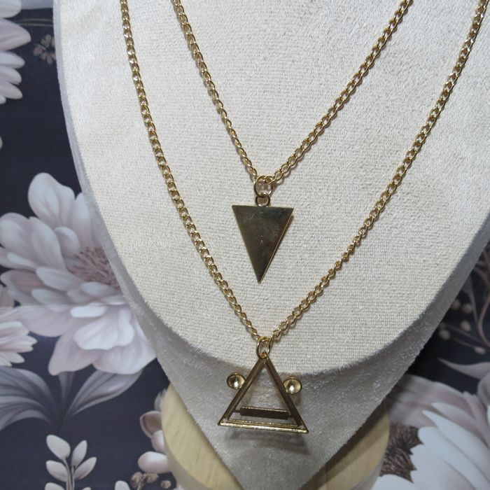 🌟 Superbe Collier Double Rang – Motifs Triangulaires Dorés 🌟 - photo numéro 3