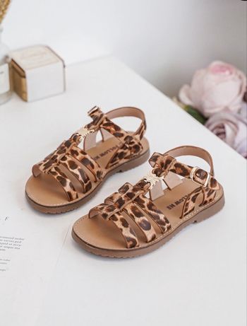 Sandale léopard fille neuve 