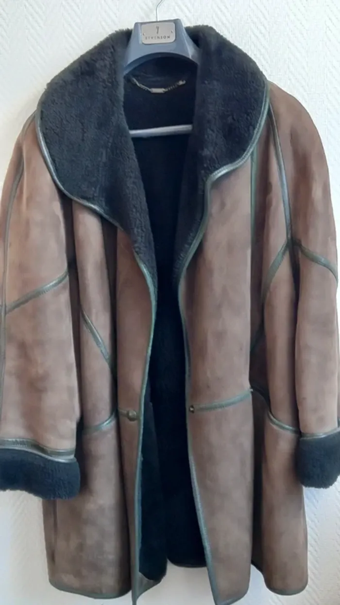 Manteau en cuir et daim homme ou femme taille 40