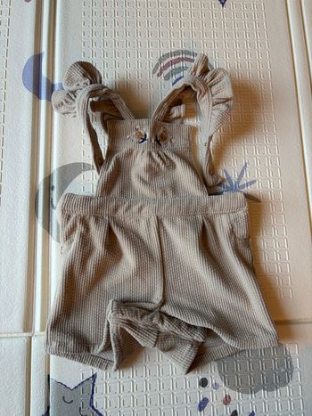Salopette short bébé 9 mois