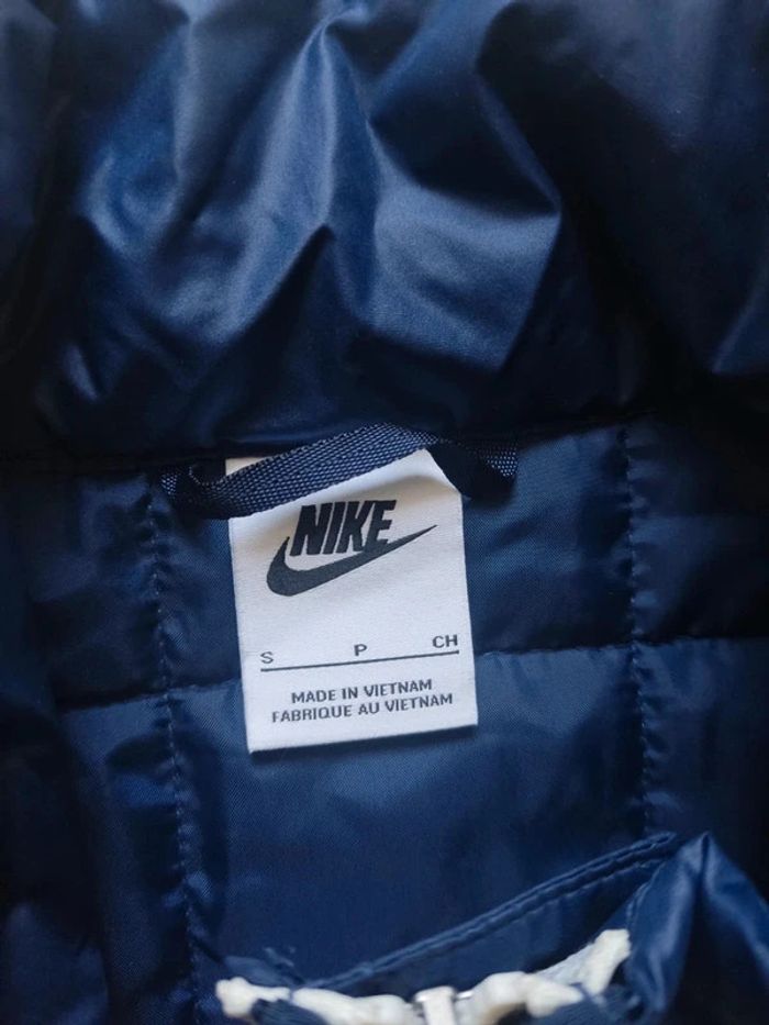 Doudoune / veste matelassée sans manches bleu marine avec poches taille S Nike neuve - photo numéro 6