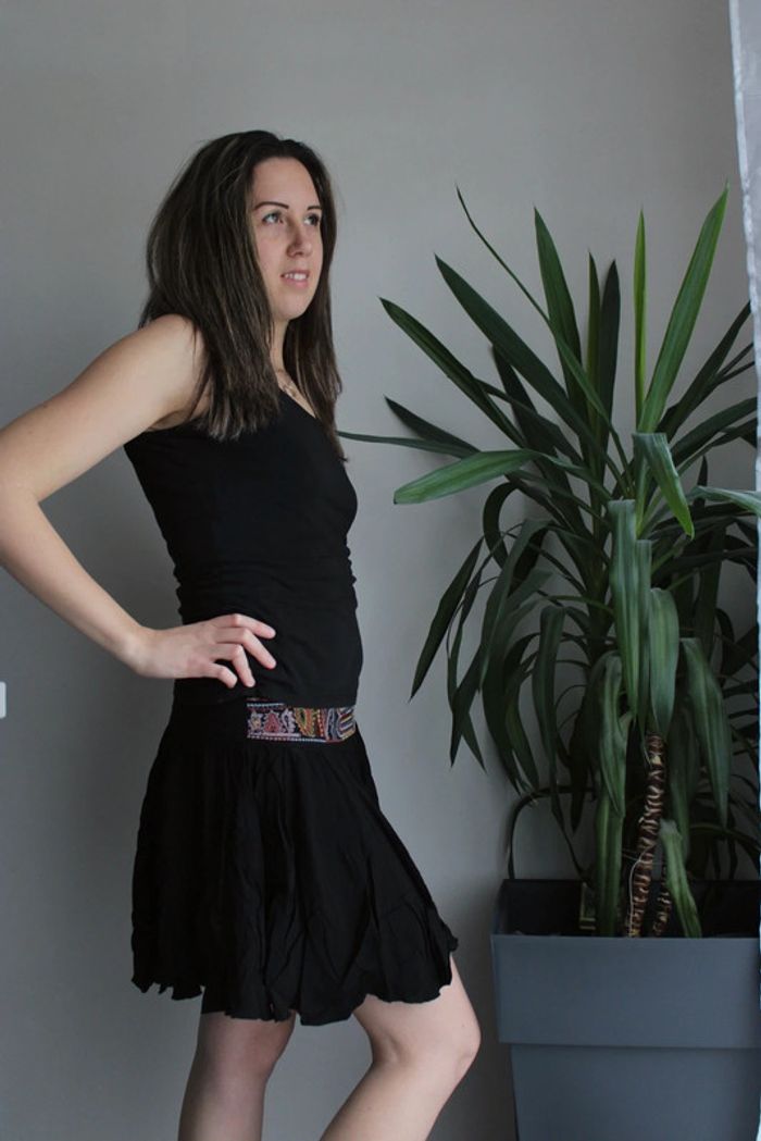 Jupe neuve + débardeur taille 38/M - photo numéro 7
